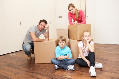 Reviewing a damage complaint during a move