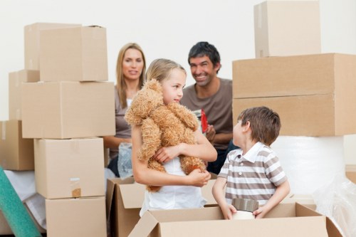 Commercial packing boxes and archive cartons for Bow businesses